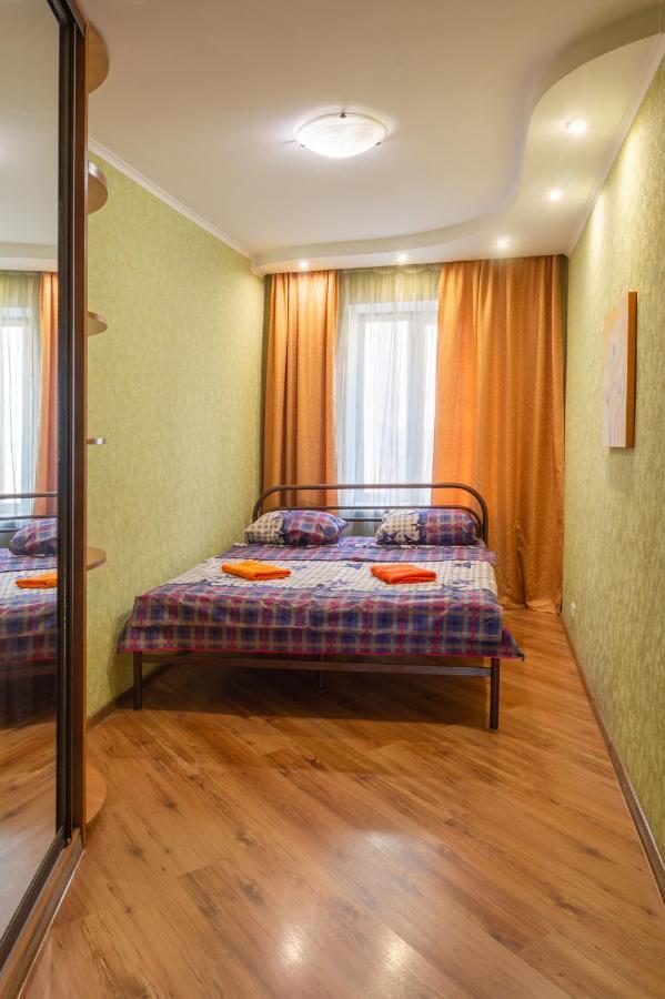 Apartment Triokhsviatytelskaya Street 3 Kiev Luaran gambar