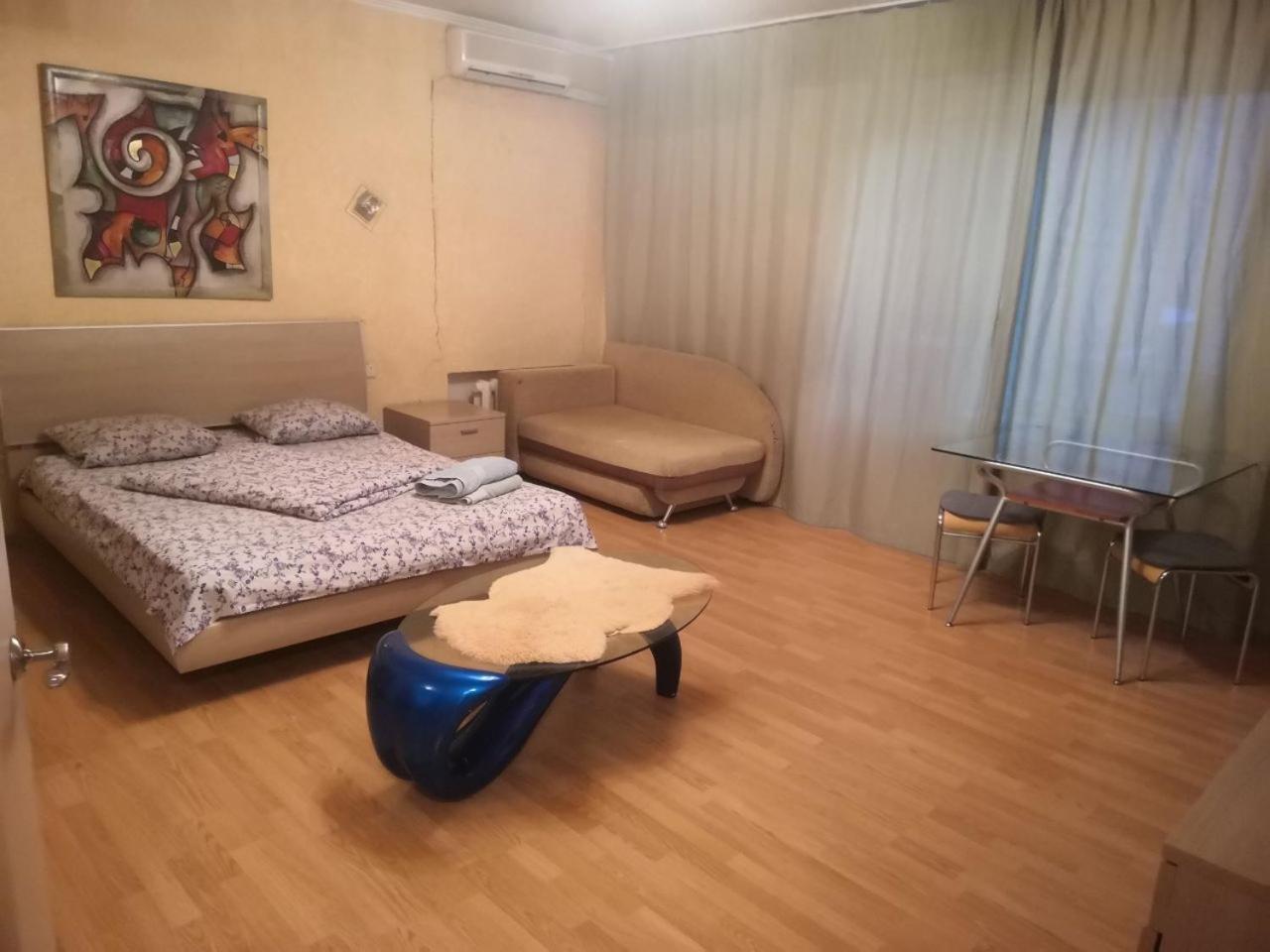 Apartment Triokhsviatytelskaya Street 3 Kiev Luaran gambar