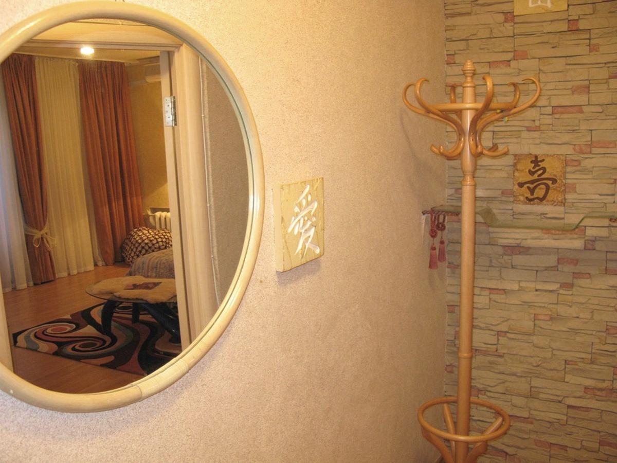 Apartment Triokhsviatytelskaya Street 3 Kiev Luaran gambar