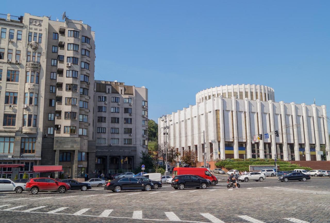 Apartment Triokhsviatytelskaya Street 3 Kiev Luaran gambar